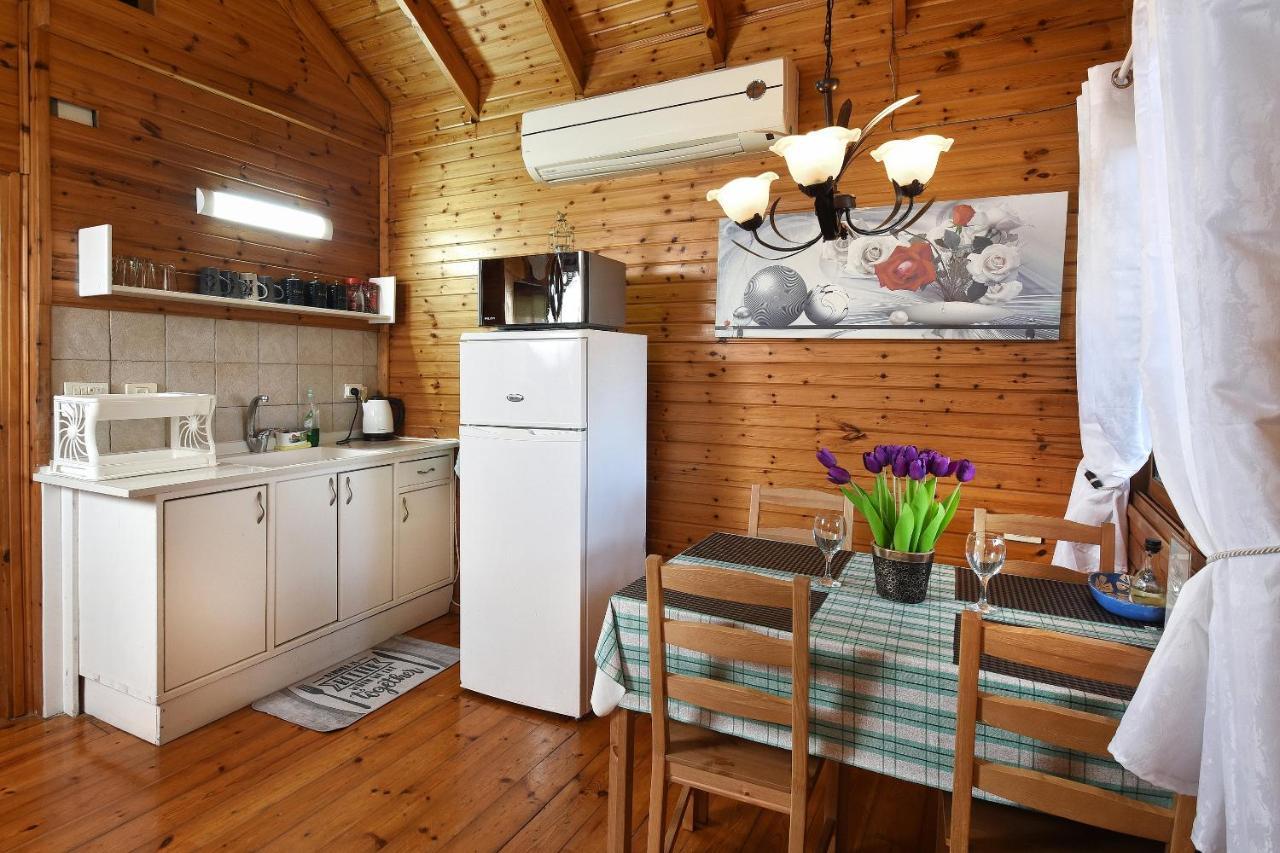 Вилла Tal Nof Cabins Manot Экстерьер фото
