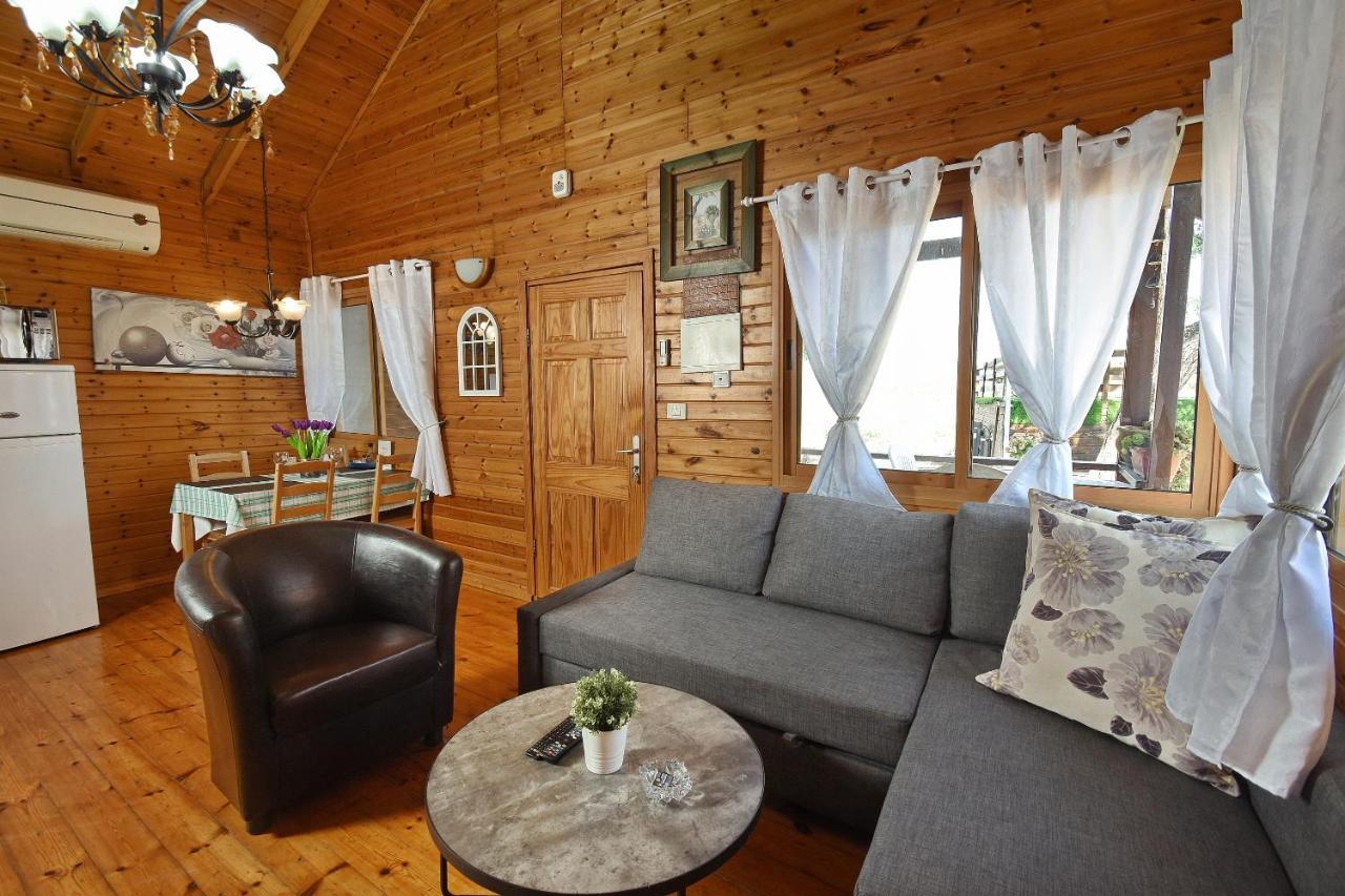 Вилла Tal Nof Cabins Manot Экстерьер фото