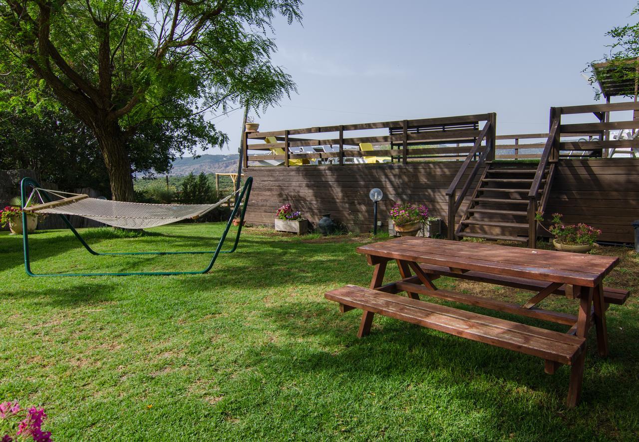 Вилла Tal Nof Cabins Manot Экстерьер фото