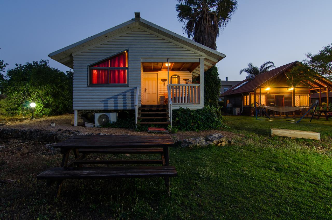 Вилла Tal Nof Cabins Manot Экстерьер фото